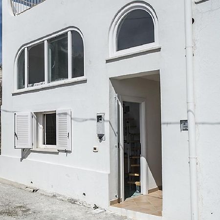 Raffaele Apartment Ponza Bilik gambar
